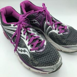 Saucony Triumph 11 Womens Athletic Running Shoes Size 10.5 B (Medium)